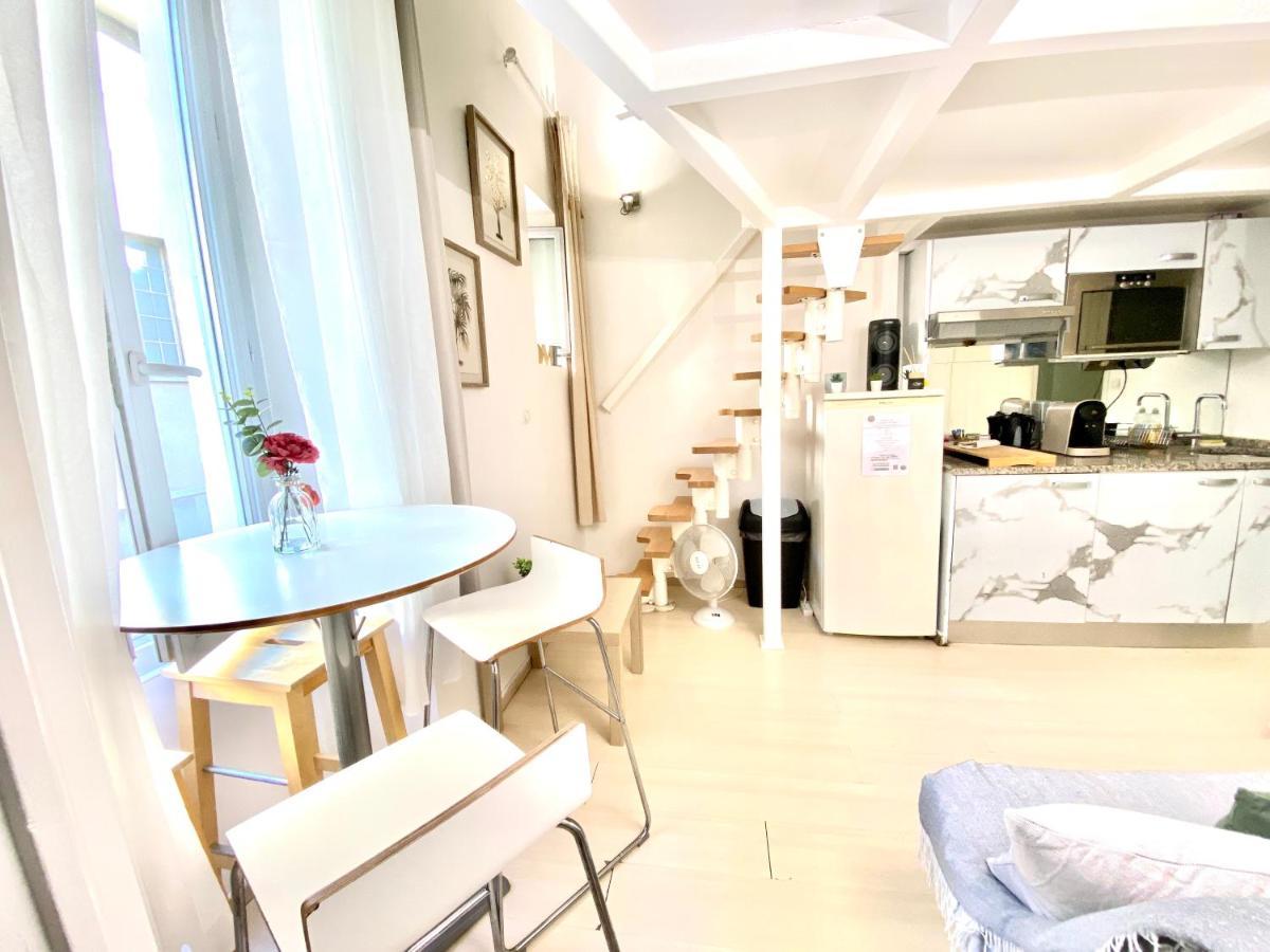 Petit Cocon En Duplex - Centre-ville & A 2 Minutes * Nice